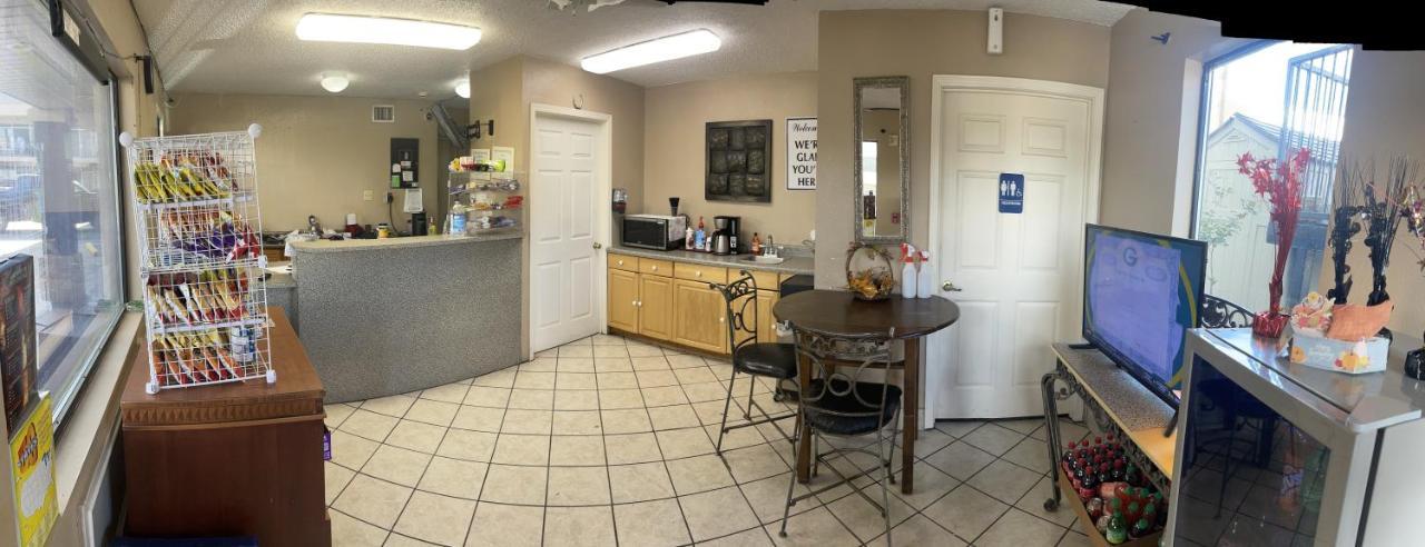 Bastrop Best Budget Inn מראה חיצוני תמונה