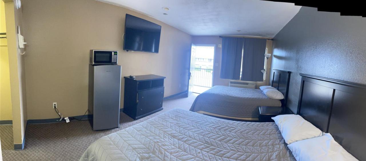 Bastrop Best Budget Inn מראה חיצוני תמונה